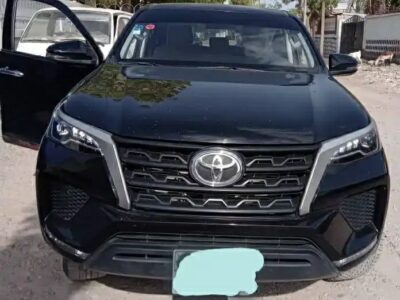 Toyota Fortuner/SW4 TRD Sportivo (AN65) (አውቶ ዘንግ ማቲክ ማርሽ ናፍጣ መሀከለኛ የመስክ ተሸከርካሪ) 7 Seat 2.4L is a mid-size SUV 2021