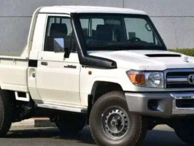 Toyota Land Cruiser (J79) (ማንዋል ማርሽ ናፍጣ 4.0 ሊትር) is a full-size four-wheel drive single cab troop carrier 2022
