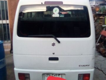 Suzuki Every/Carry (DA17V) (ማንዋል ቱርቦ የለውም 0.7ሊትር ሙሉ ወንበር) is a kei truck or Van 2012 (ሜትር ታክሲ)
