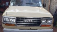 Used TOYOTA Land Cruiser (J60) vehicle for sale (ማንዋል ማርሽ ናፍጣ 4.0 ሊትር) is Series Short wheelbase four-wheel drive vehicle Troop Carrier 1990