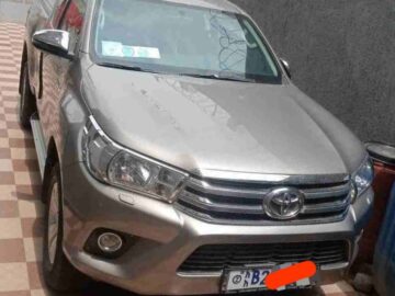 Cheap Toyota Hilux (AN120) pick up for sale (ኢንተለጀንት ማንዋል ማርሽ 2.5 ሊትር 2.5) is a series of Extra pickup trucks 2017/8