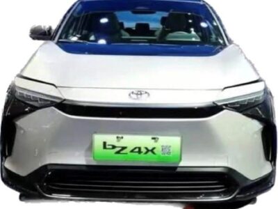 Toyota bZ4X (EA10) 2023 (ሲንግል ስፒድ ማርሽ ባትሪ 460-530 ኪሜ )is a battery electric compact crossover SUV