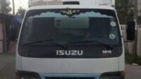 Isuzu N-series (200) 2008 (ማንዋል ማርሽ 4.5 ሊትር 35 ኩንታል ) is Hi-box medium truck