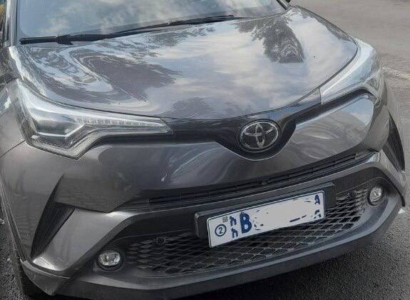 Toyota C-HR (AX50) 2020 (አውቶማቲክ ማርሽ 1.2ሊትር) is an automatic a subcompact crossover Coupe SUV