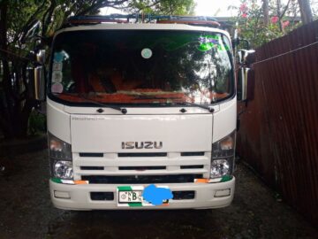 Isuzu N-series (200) 2022 (ይከራያል! ማንዋል ማርሽ 4.5 ሊትር 35 ኩንታል ) is Hi-box medium truck