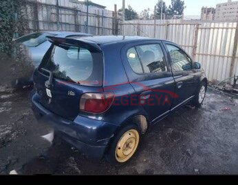 TOYOTA VITZ (XP10) 2001 is Subcompact Car (Meter TAXI)