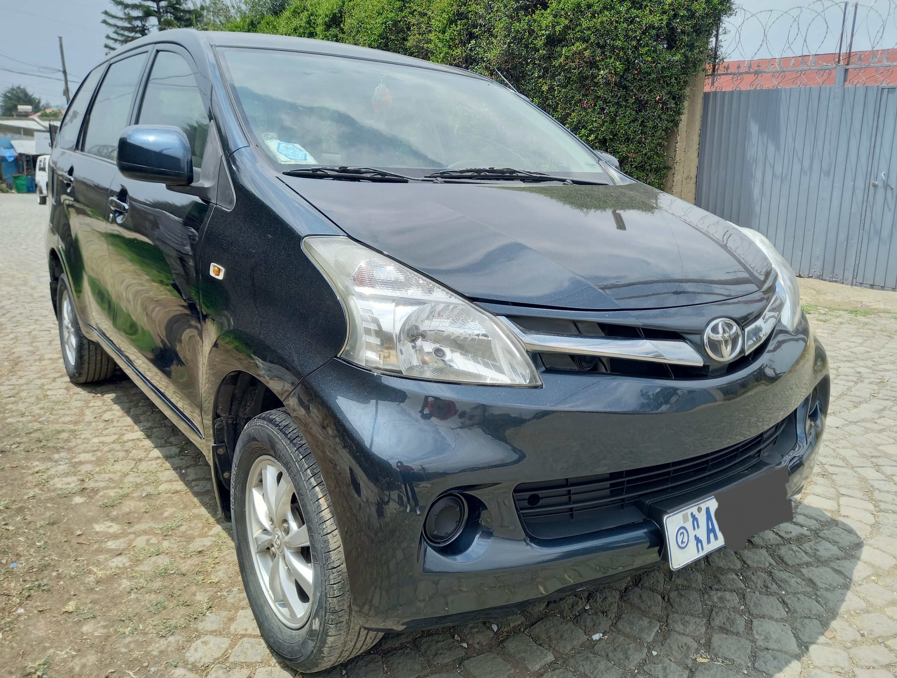 Toyota Avanza(7 Seat)