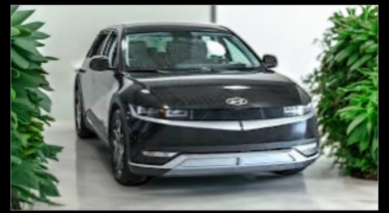 Hyundai Ioniq 5 Robotaxi SUV