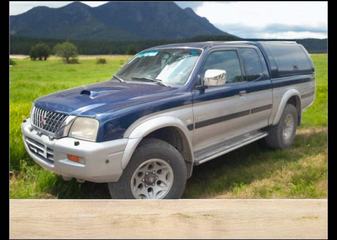 Mitsubishi Triton L200 (K70) Extra Pickup