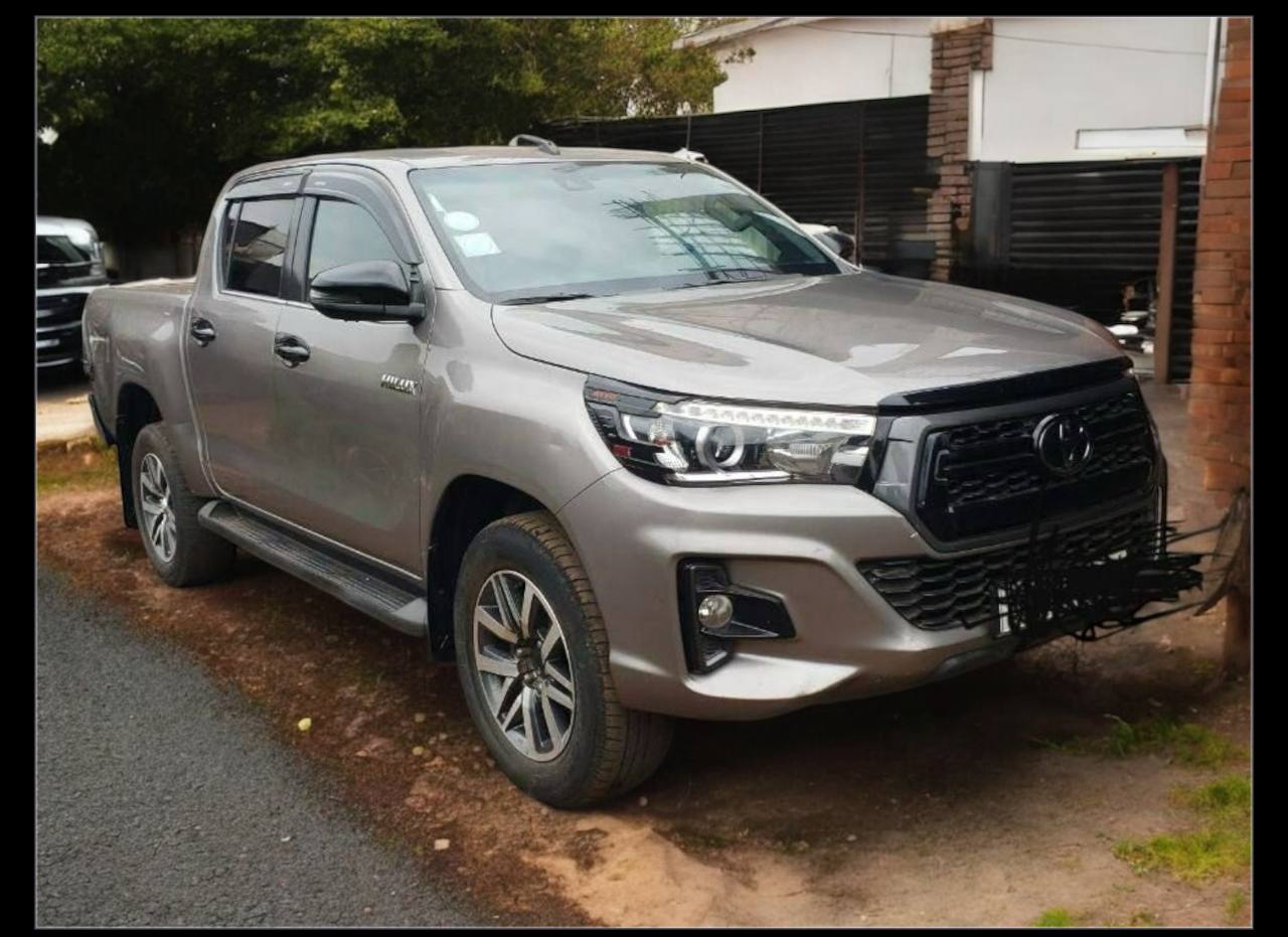 Toyota Hilux Double Cab