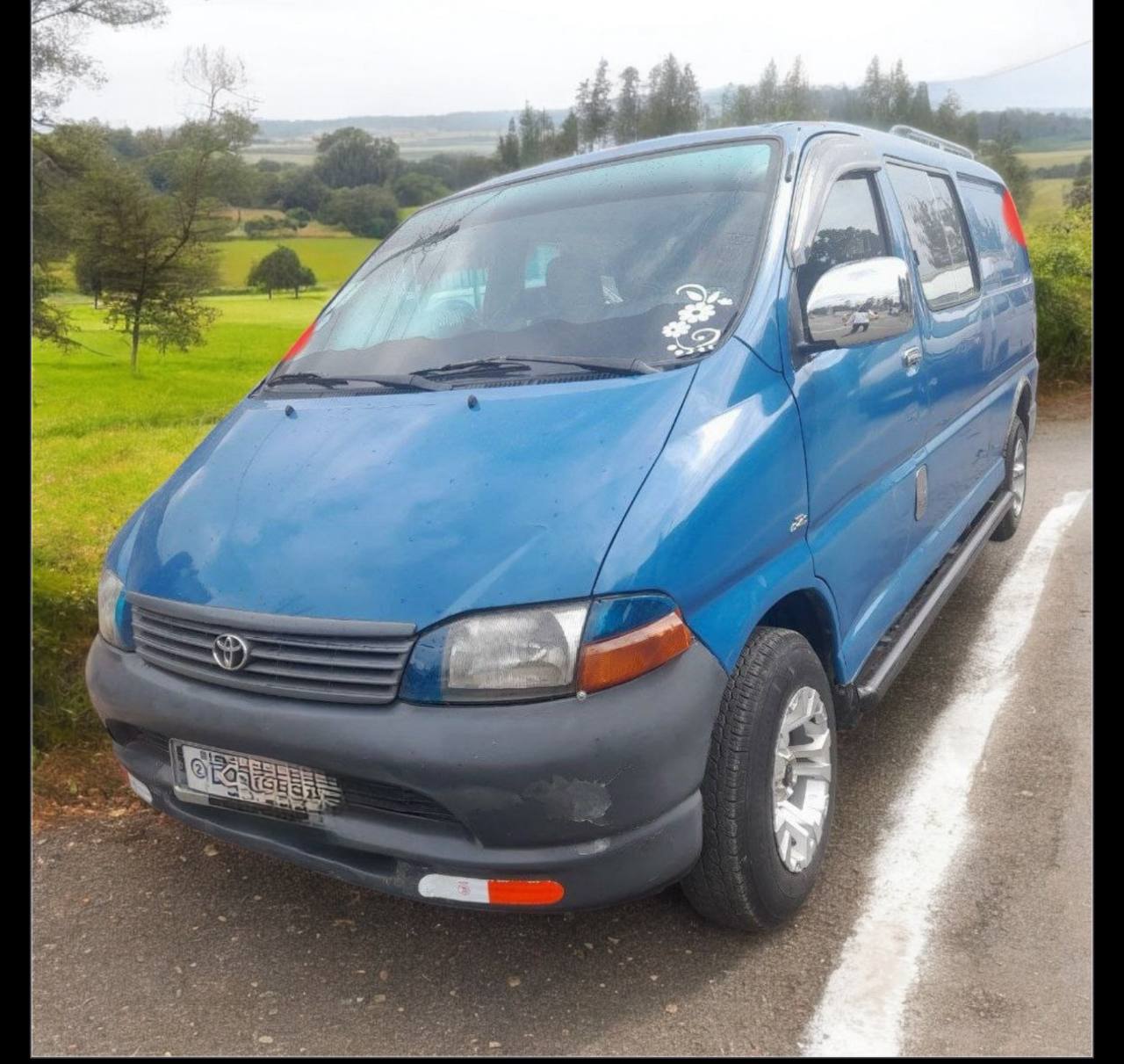 Toyota Granvia HiAce (XH10)