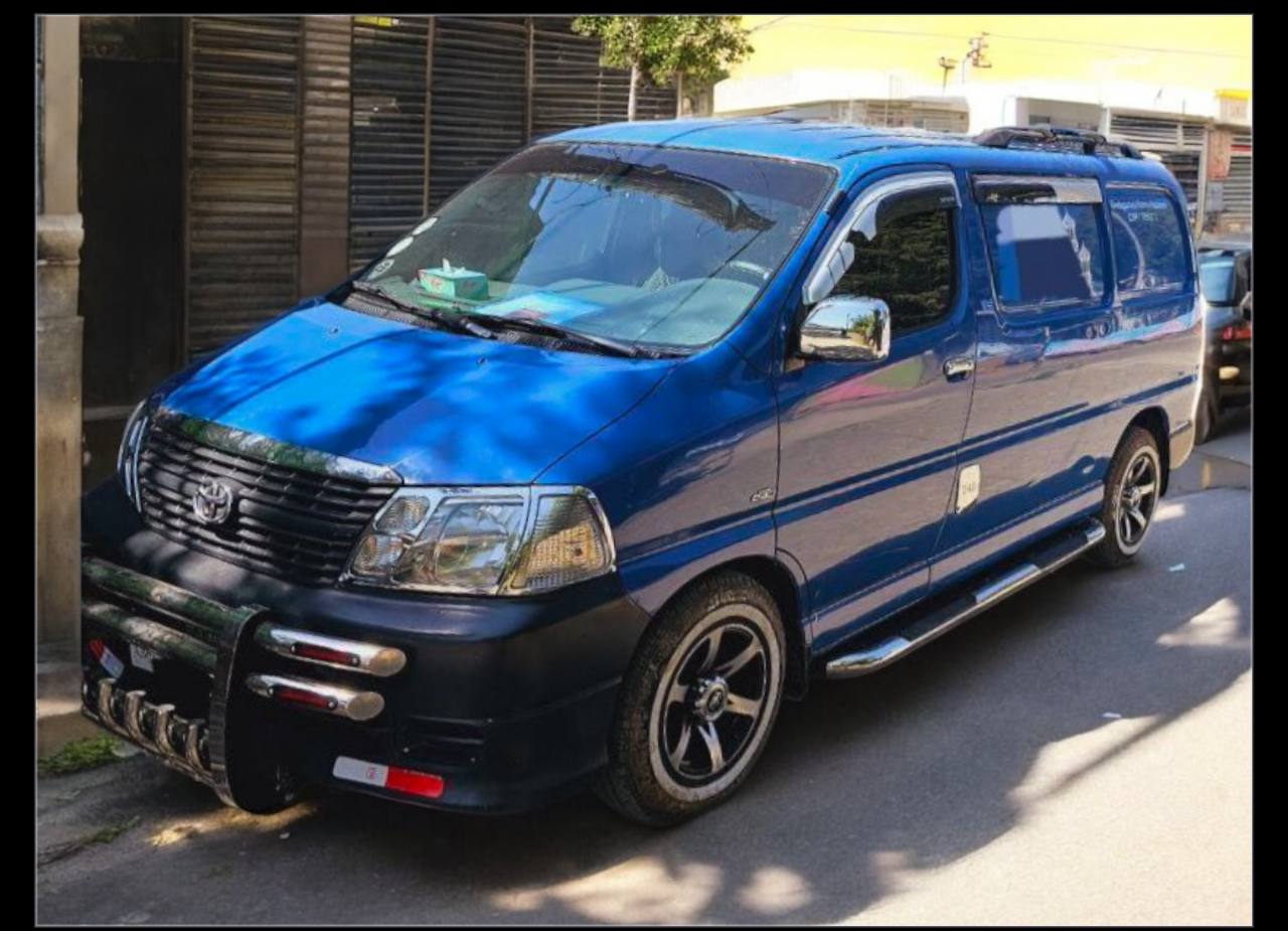 Toyota Granvia HiAce Travel Van