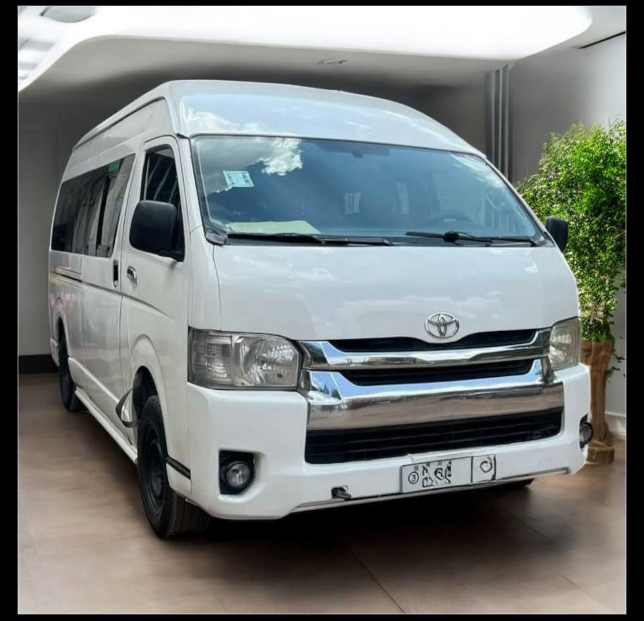Toyota HiAce (H200) High Roof