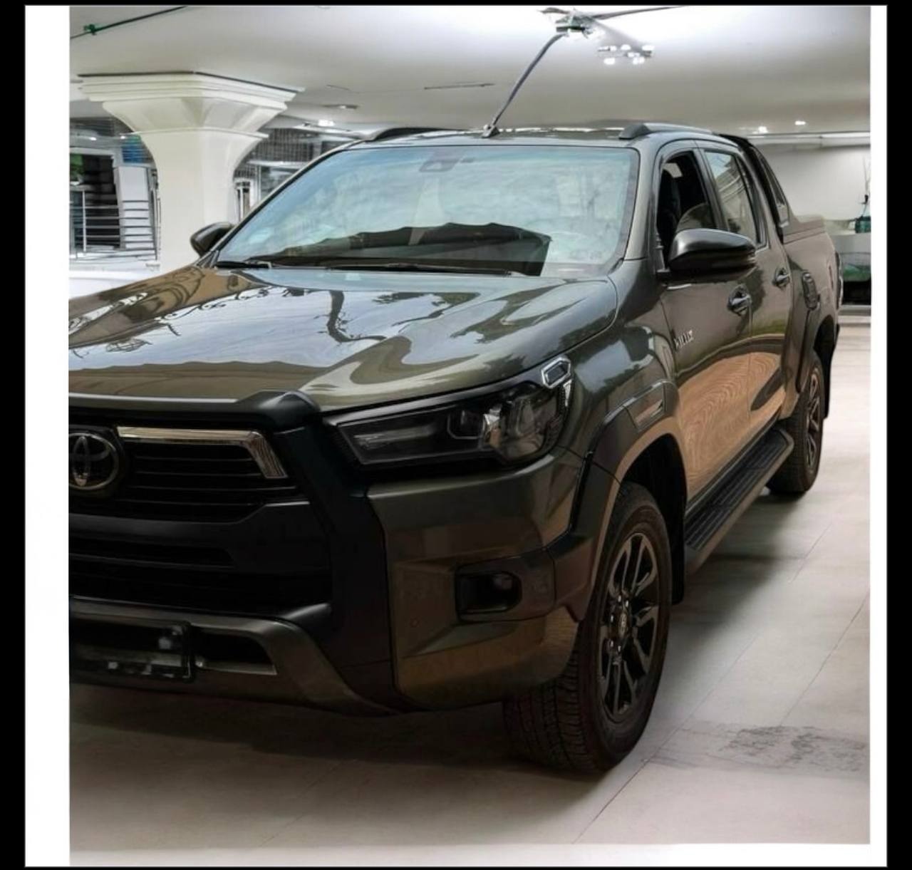 Toyota Hilux Adventure (Invisible N126) DC