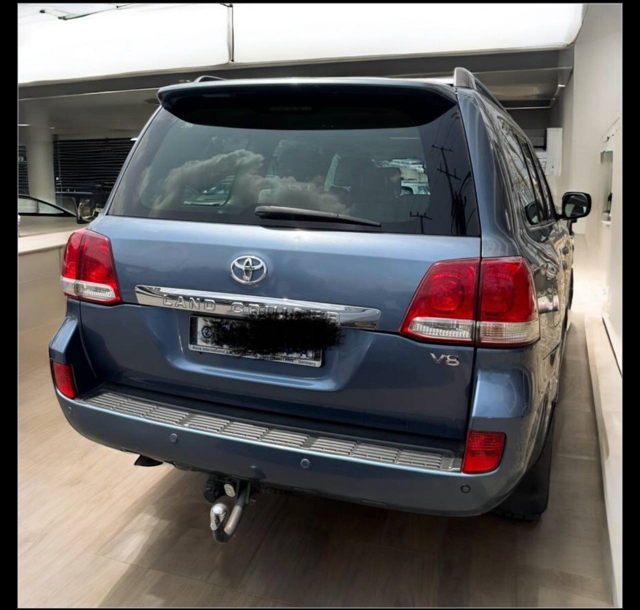 Toyota Land Cruiser (J200)-ATM