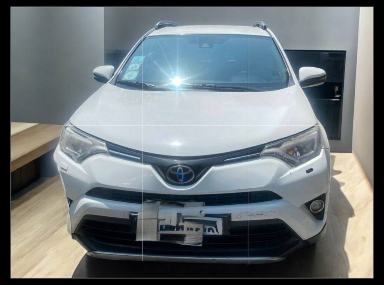 Toyota RAV4 (XA40) SUV