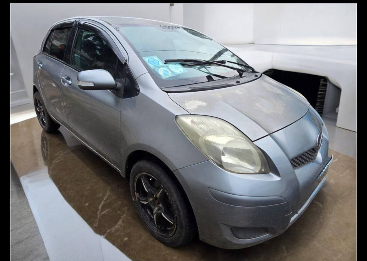 Toyota Vitz (XP90) Hatchback