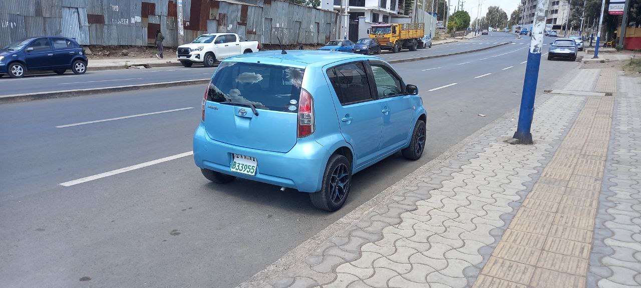 Toyota Passo 2006