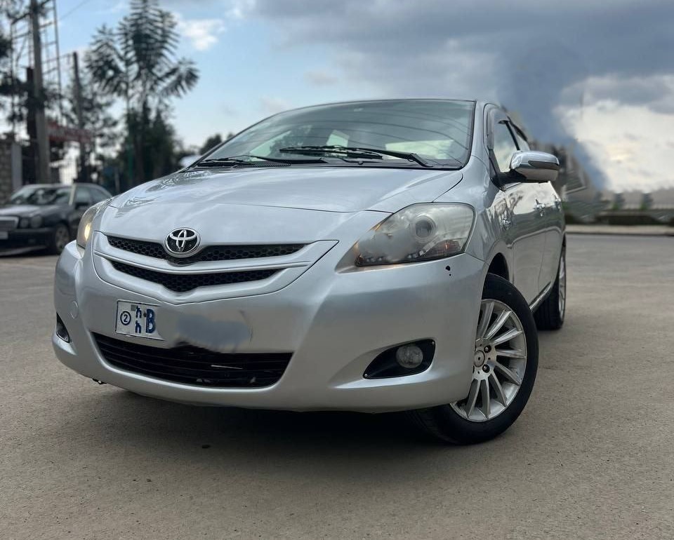 Toyota Belta (XP90) Sedan