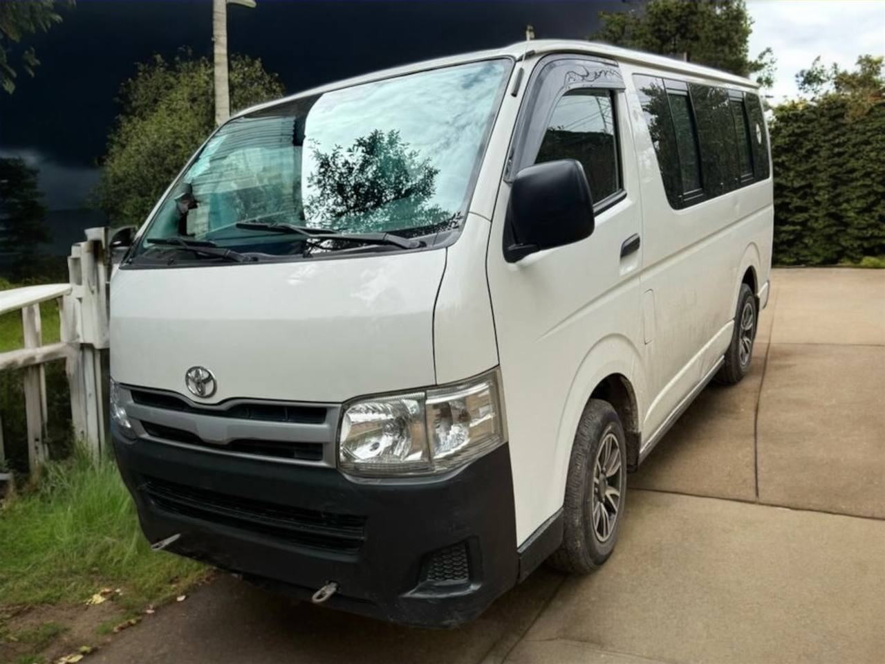 Toyota HiAce Travel Van