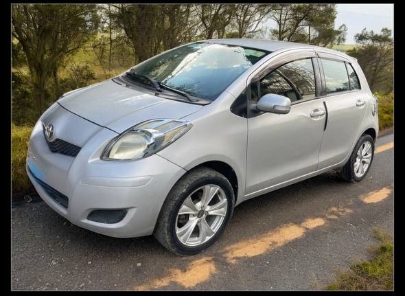 Toyota Vitz (XP90) Hatchback