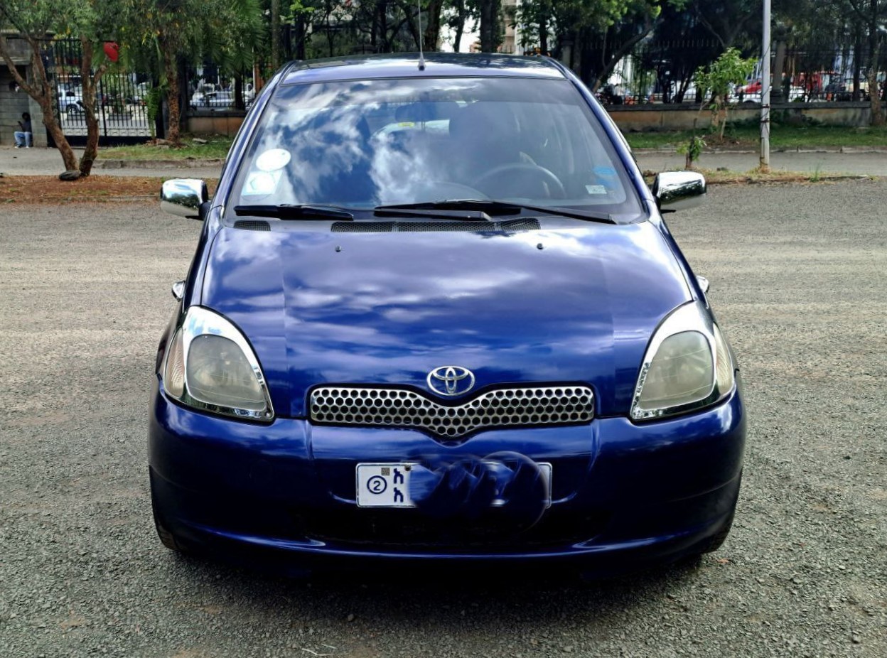 Toyota Yaris (XP10)