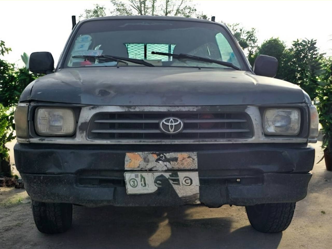 Toyota Hilux (N170) Extra Cab