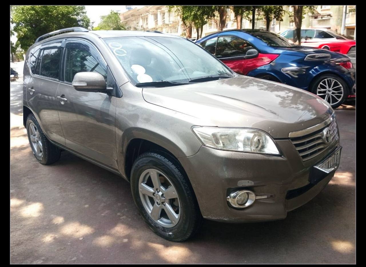 Toyota RAV4 (XA30) SUV