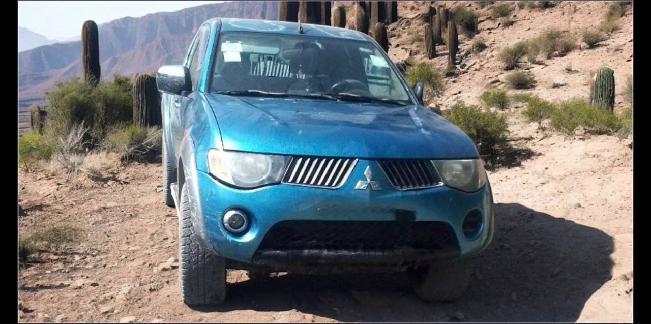 Mitsubishi Triton L200 Extra Cab