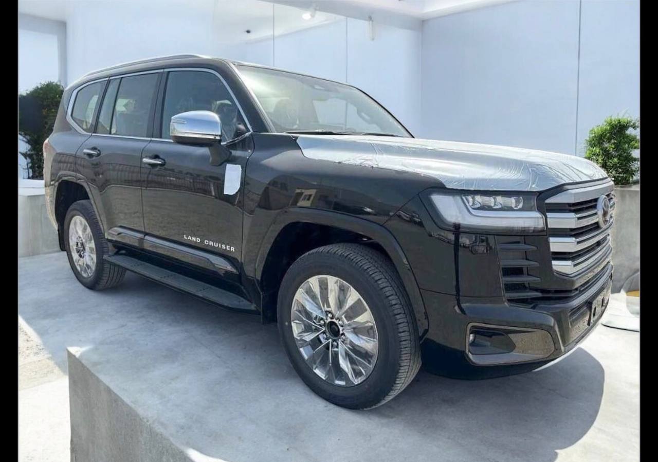 Toyota Land Cruiser (J300) Hybrid 4*4