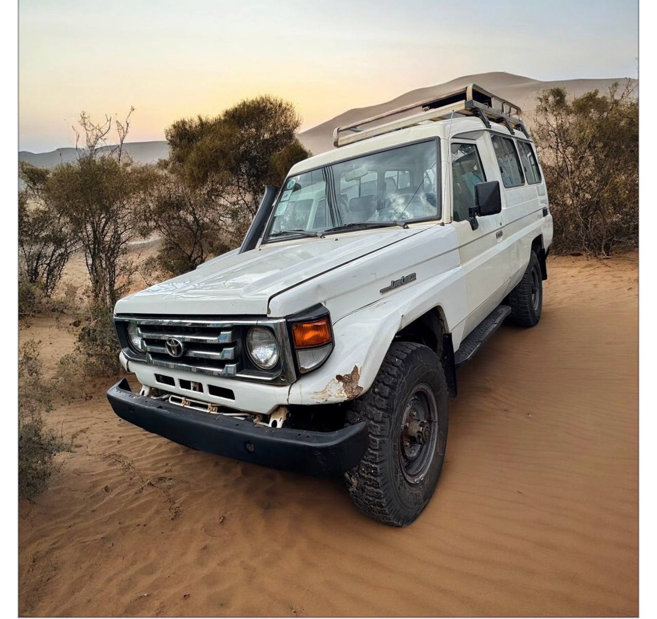 Toyota Land Cruiser (J78) Troop Carrier