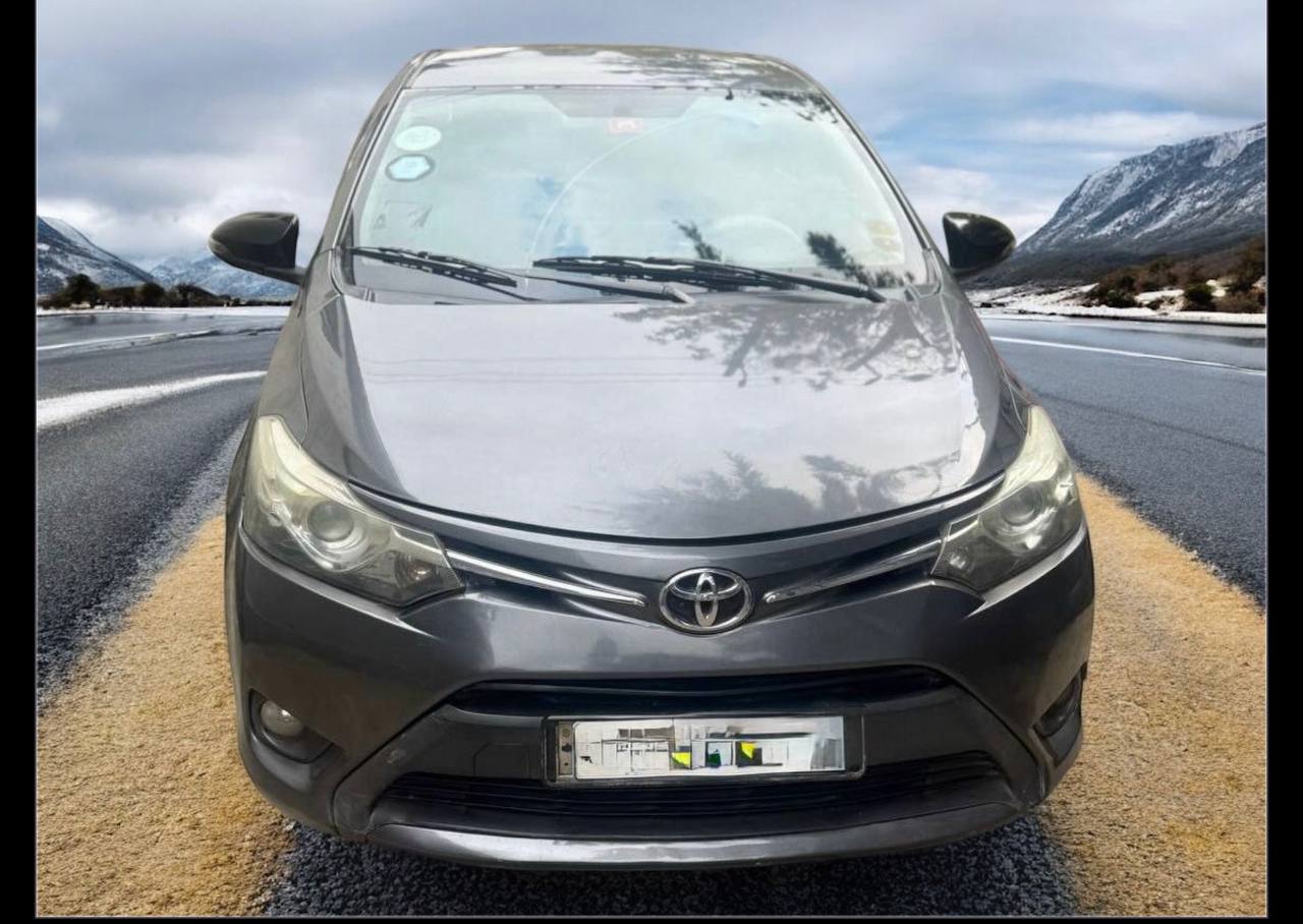 Toyota Yaris (XP150) Sedan