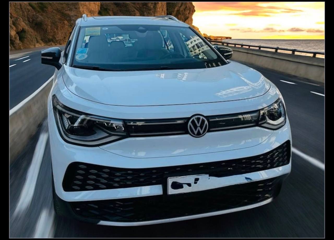 Volkswagen ID.6 CROZZ EV SUV