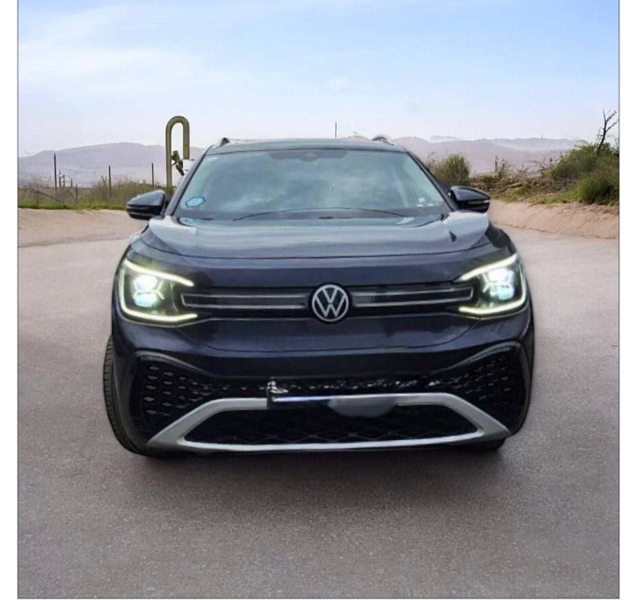 Volkswagen ID.6 CROZZ EV SUV