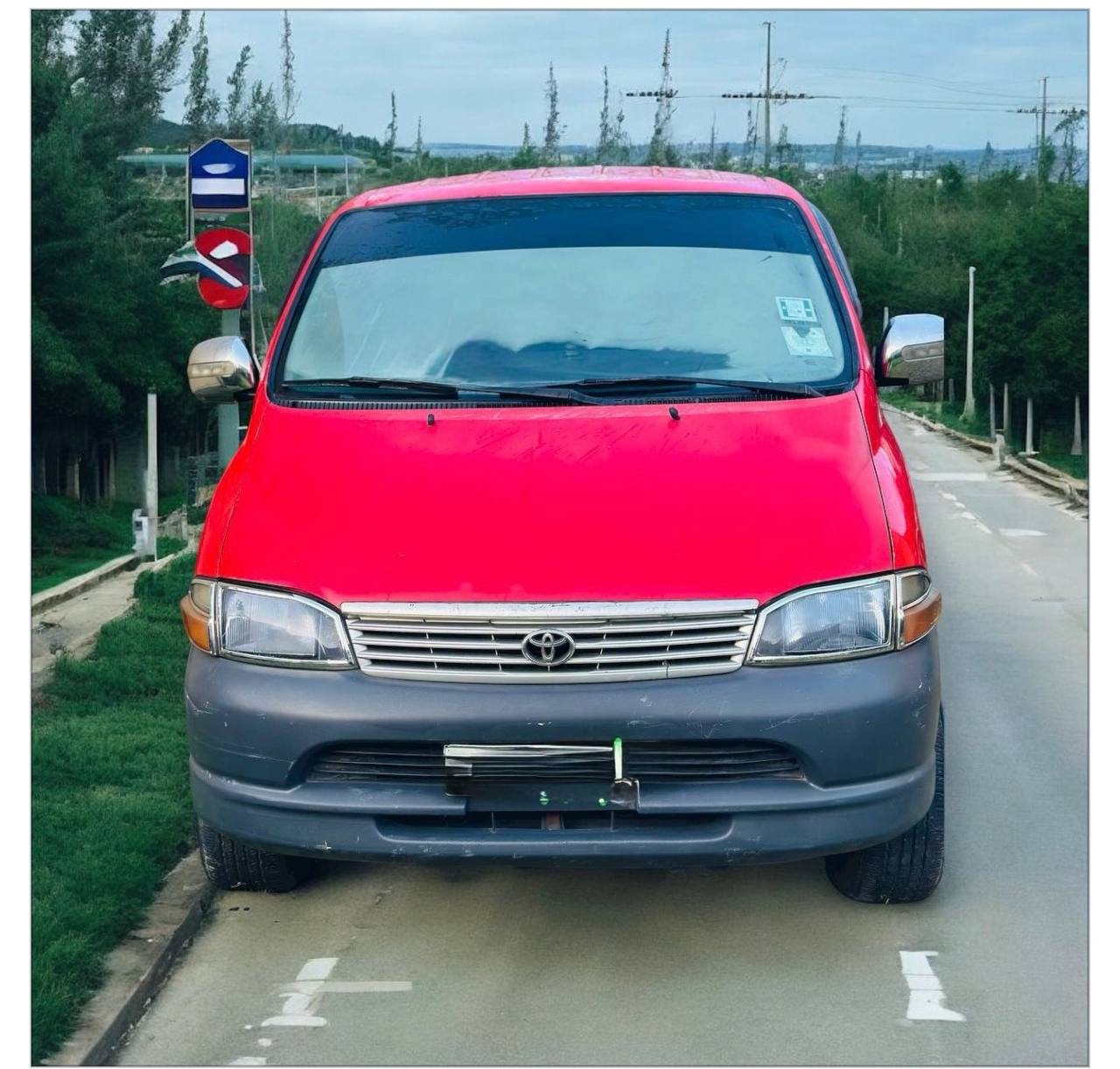Toyota Granvia HiAce