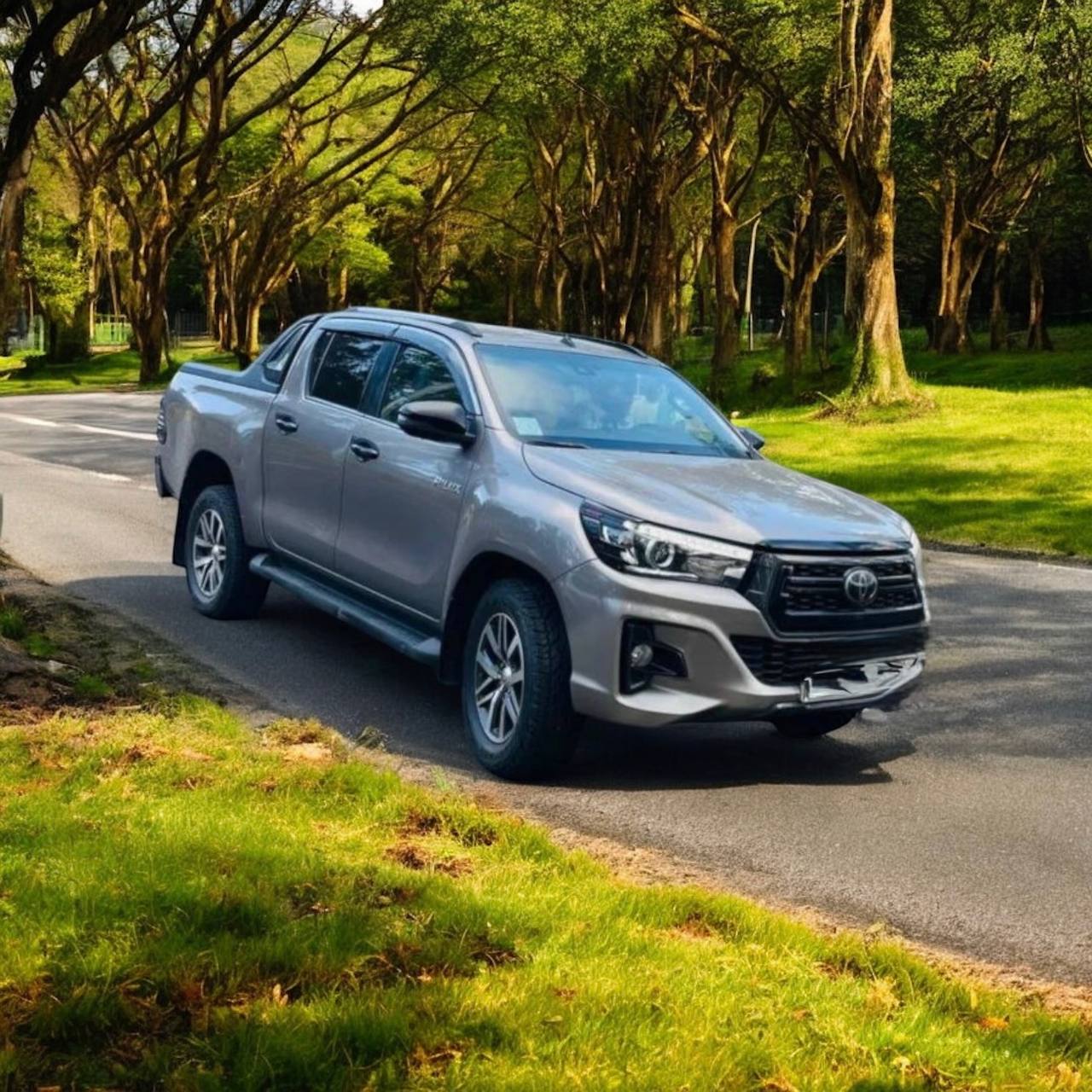 Toyota Hilux SR5