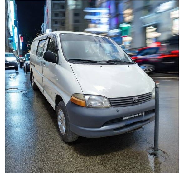Toyota Granvia HiAce