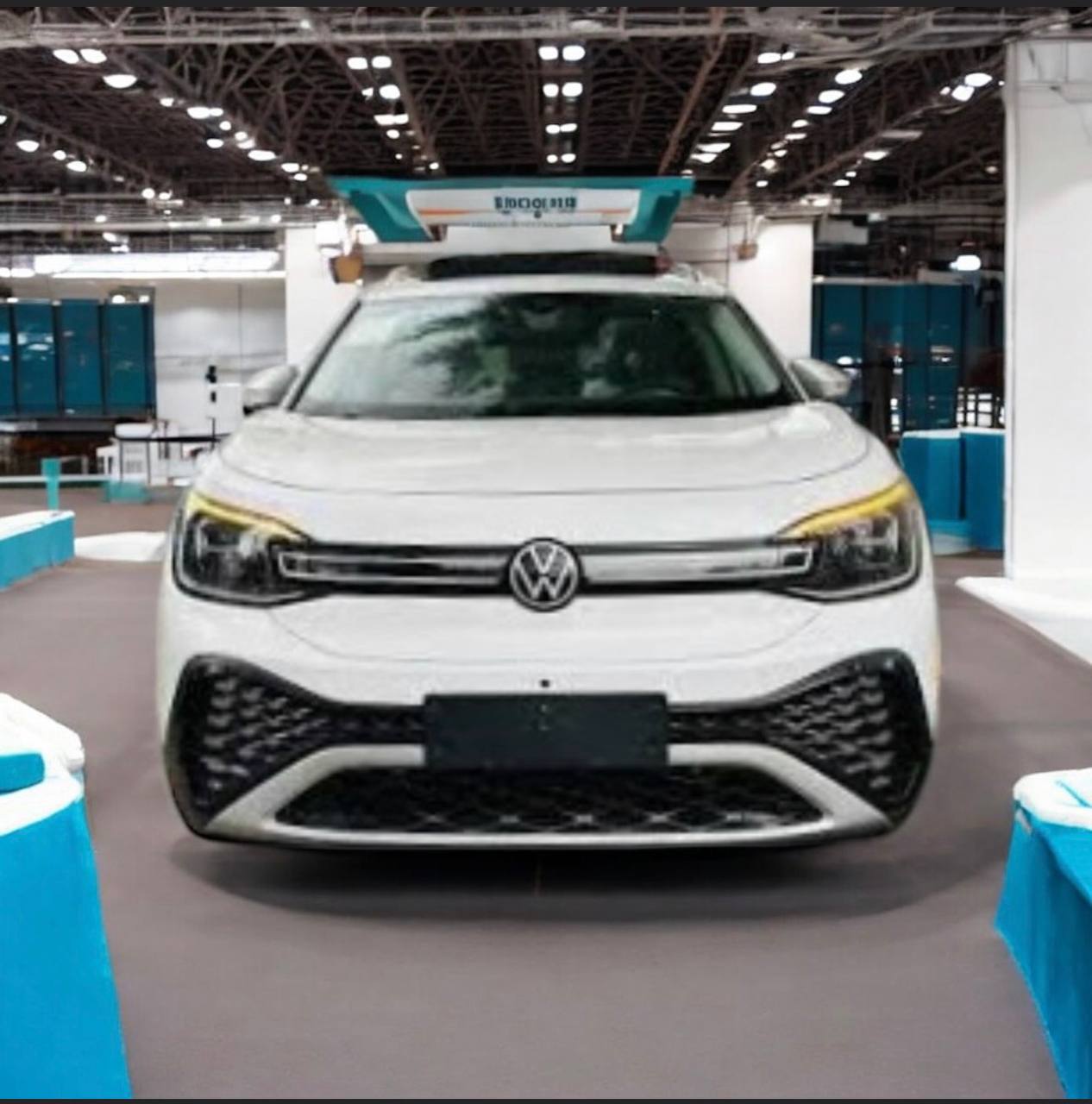 Volkswagen ID.6 CROZZ EV