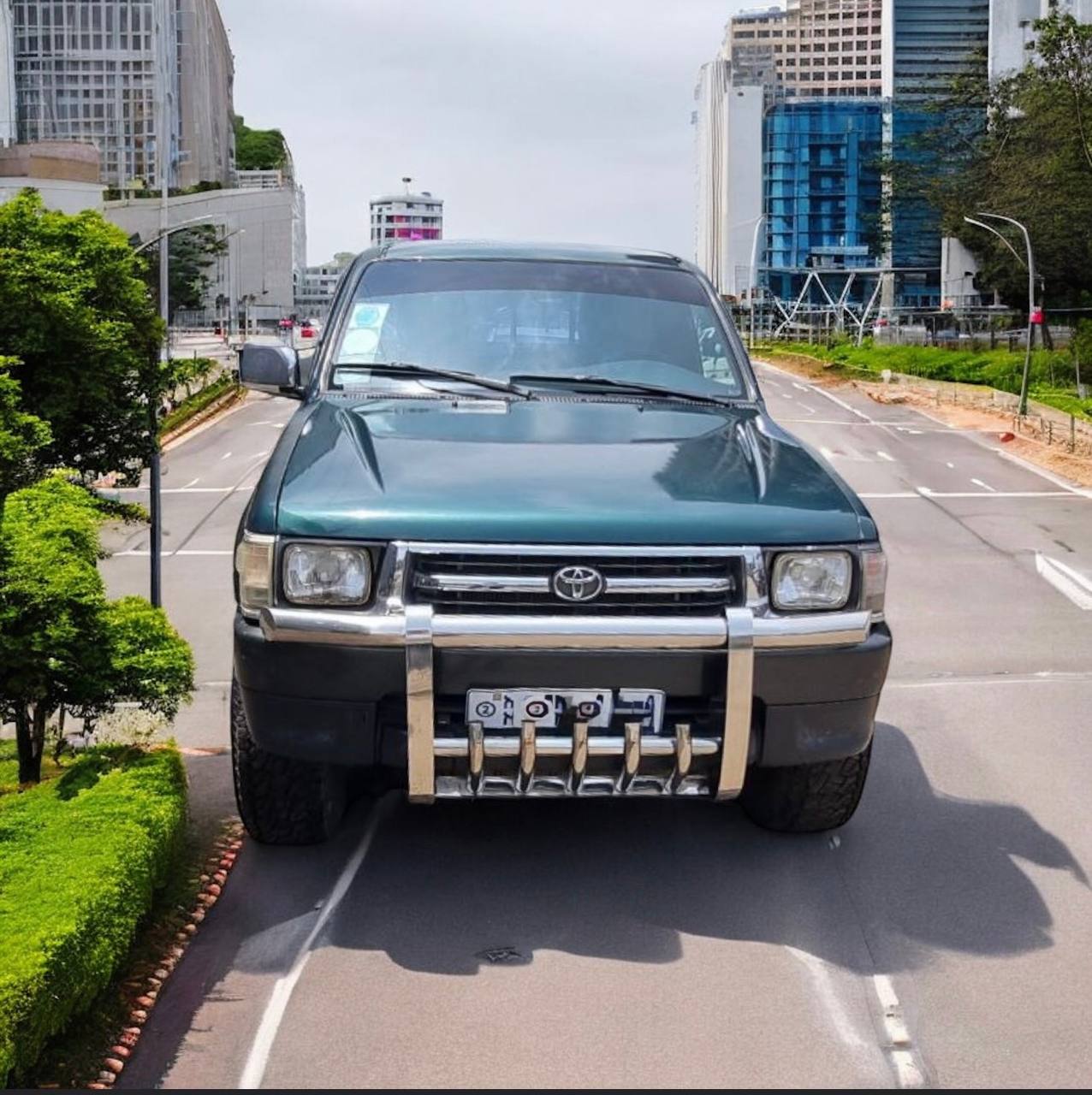 Toyota Hilux Xtracab Pickup