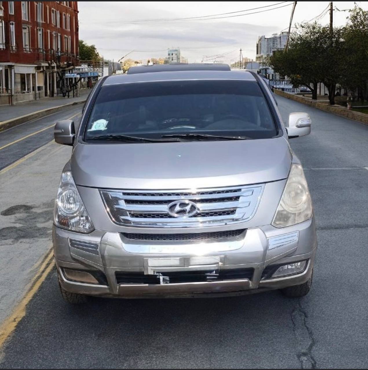 Hyundai Starex MPV
