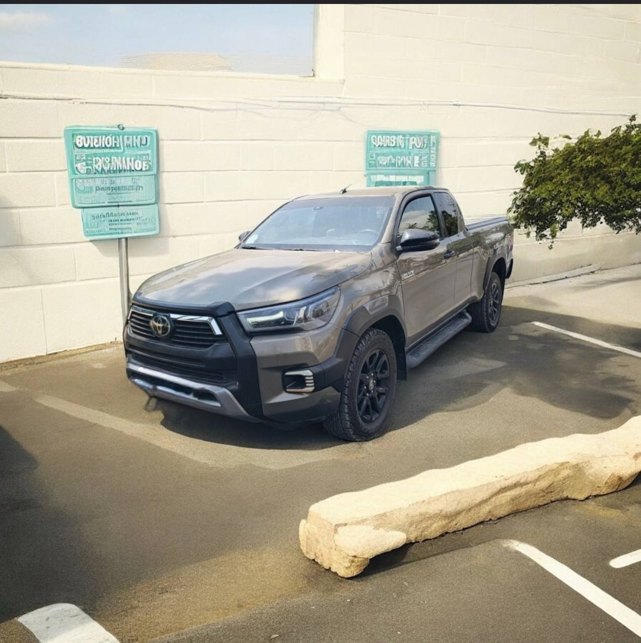 Toyota Hilux Invincible X