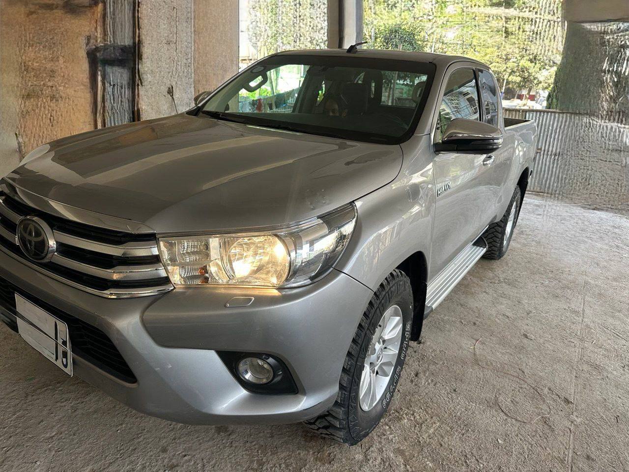 Toyota Hilux Revo