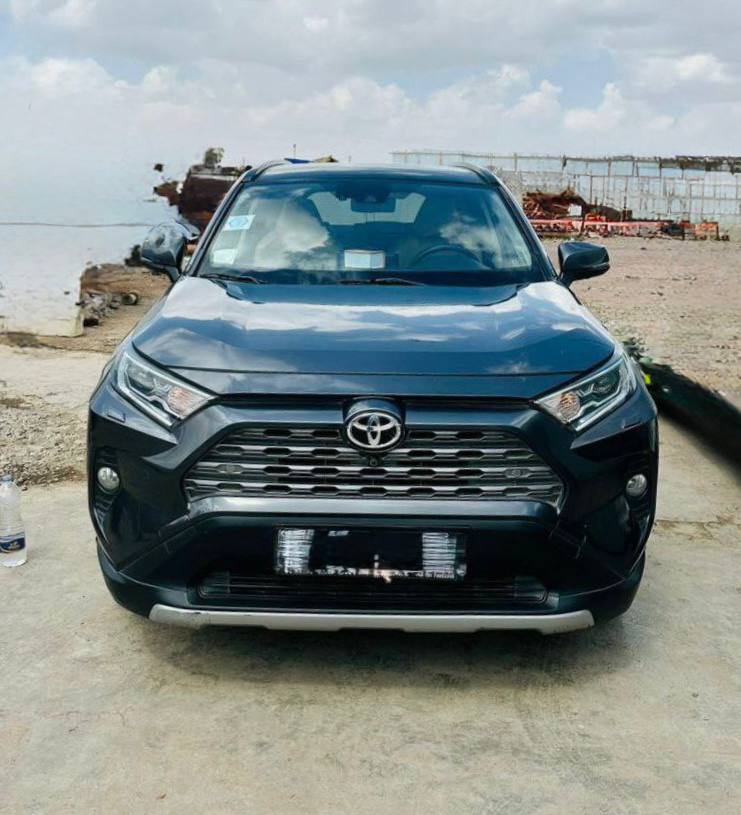 Toyota RAV4 (XA50)