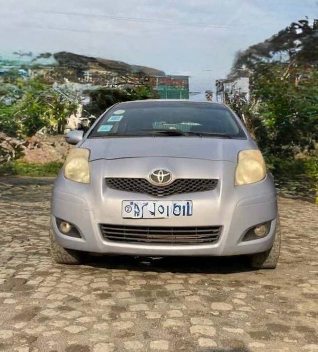 Toyota Vitz (XP90)