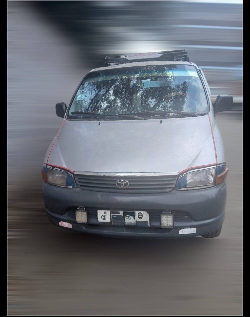 Toyota Granvia HiAce