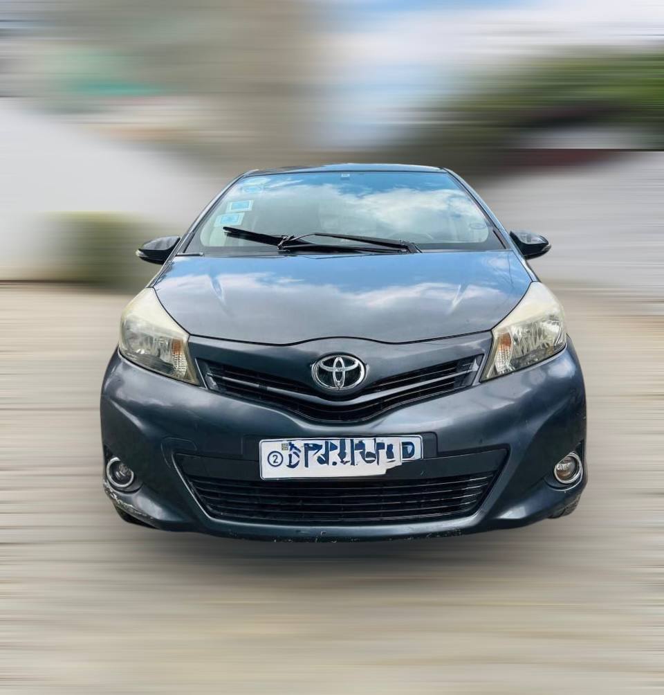 Toyota Vitz (XP130)