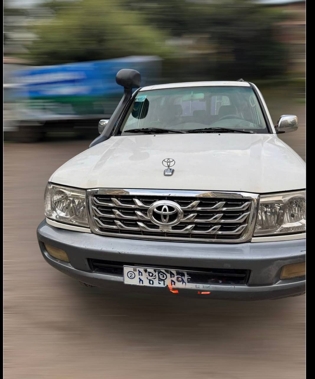 Toyota Land Cruiser J105