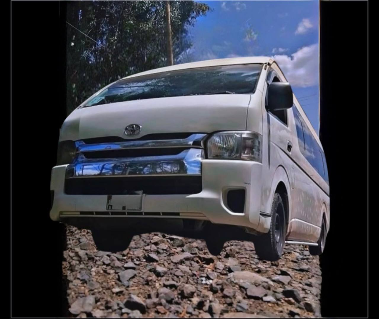 Toyota HiAce High Roof Commuter