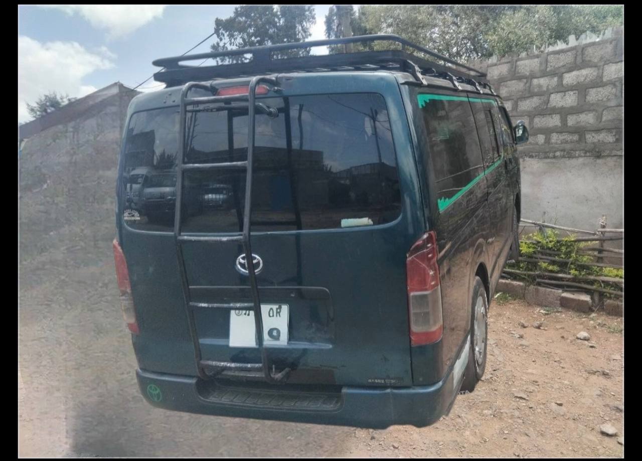 Toyota HiAce “Abadula”
