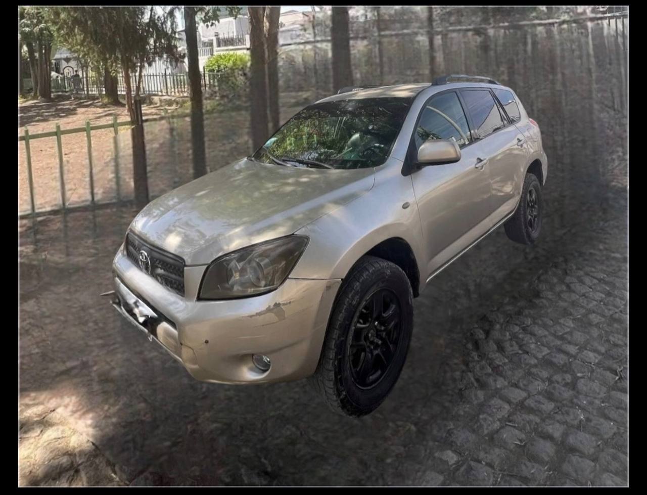 Toyota RAV4 -SUV